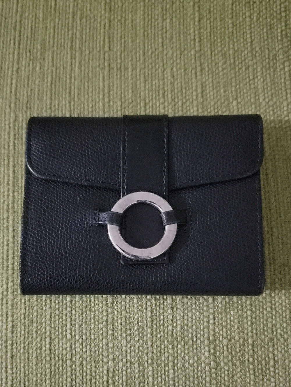 Italian Leather  Circle-Accent Women's Wallet